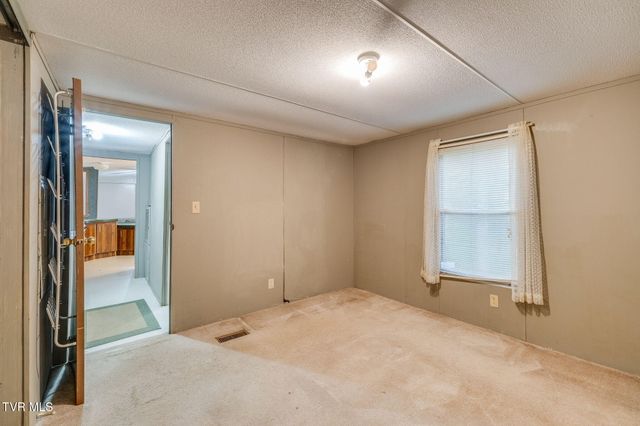 200 Ingram Branch Road, Roan Mountain, TN 37687