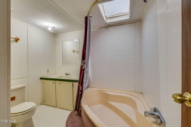 200 Ingram Branch Road, Roan Mountain, TN 37687