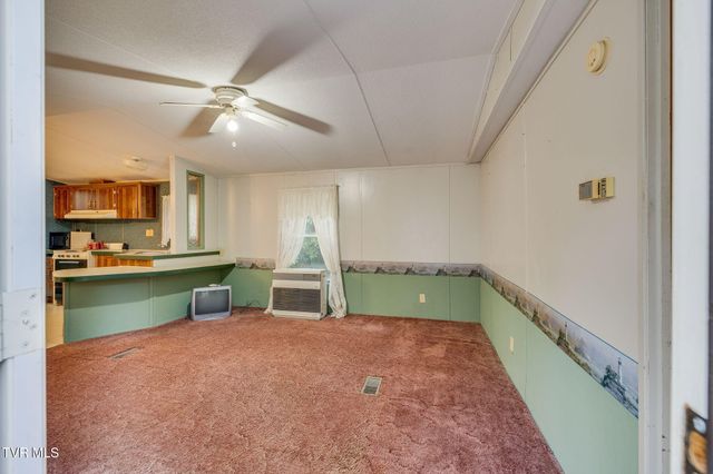 200 Ingram Branch Road, Roan Mountain, TN 37687