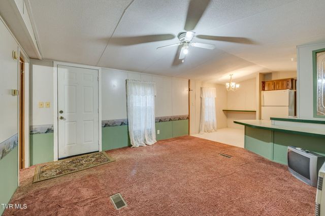 200 Ingram Branch Road, Roan Mountain, TN 37687