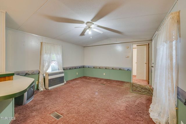 200 Ingram Branch Road, Roan Mountain, TN 37687