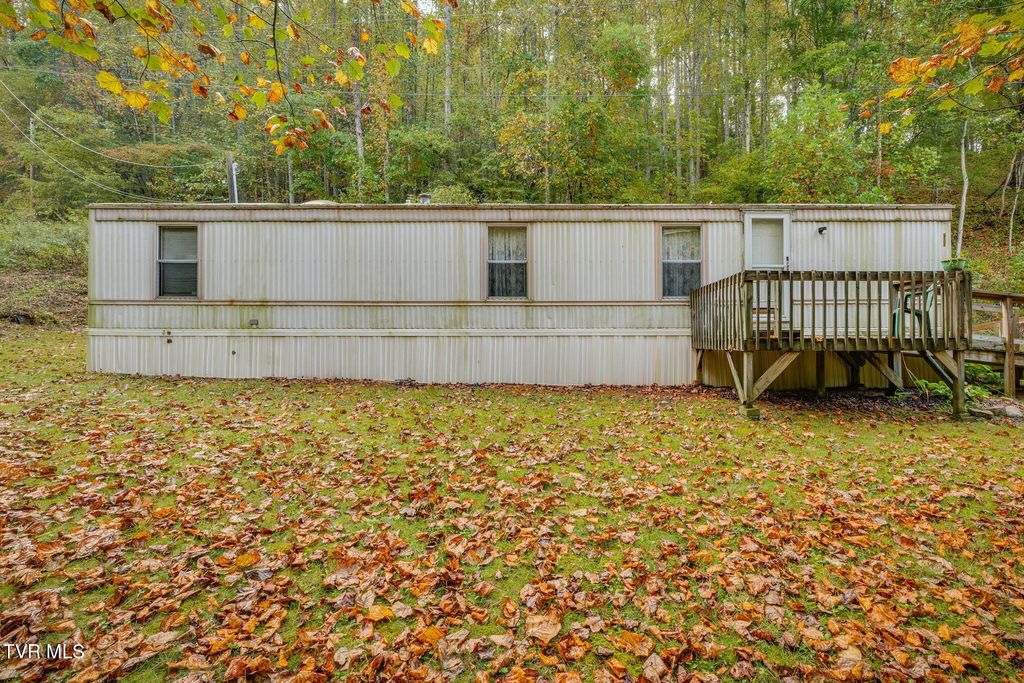 200 Ingram Branch Road, Roan Mountain, TN 37687