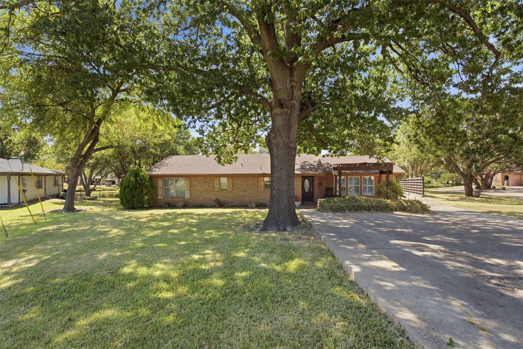 5614 Pecos Court, Granbury, TX 76049 — photo 4