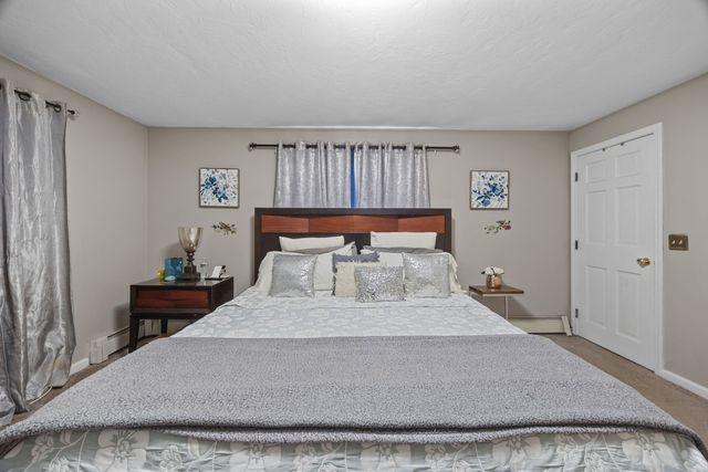 133 Commonwealth Ave B, Worcester, MA 01604