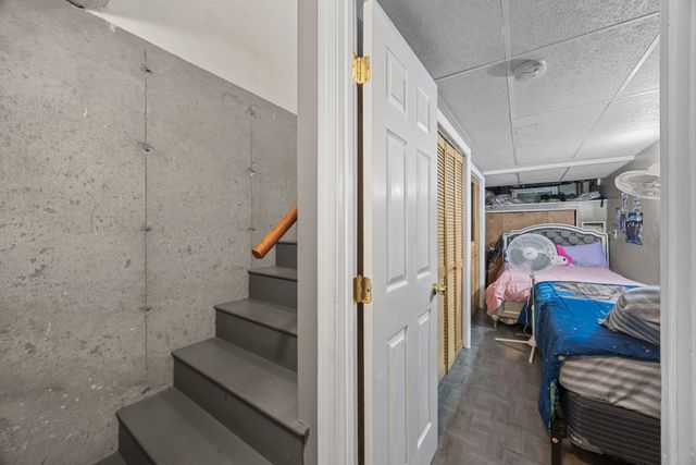 133 Commonwealth Ave B, Worcester, MA 01604