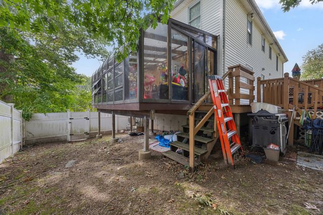 133 Commonwealth Ave B, Worcester, MA 01604