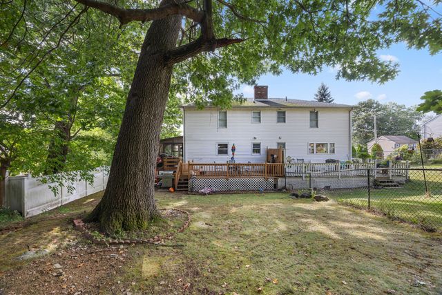 133 Commonwealth Ave B, Worcester, MA 01604