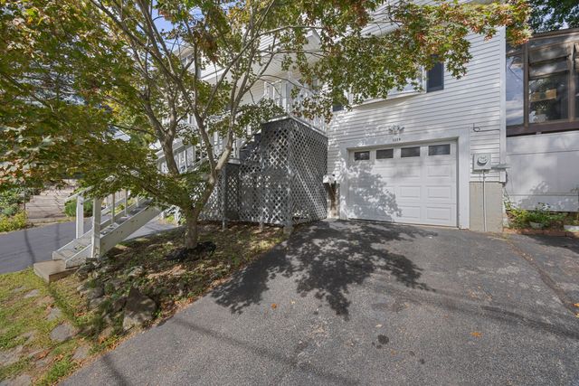133 Commonwealth Ave B, Worcester, MA 01604
