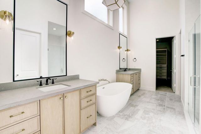 1514 Chantilly Lane, Houston, TX 77018