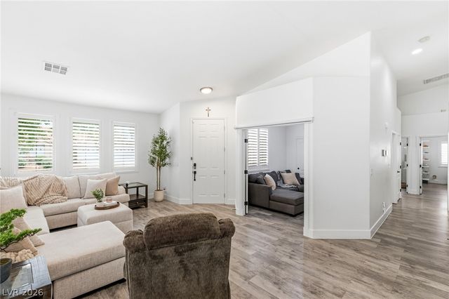 10615 Magazzini Court, Las Vegas, NV 89141