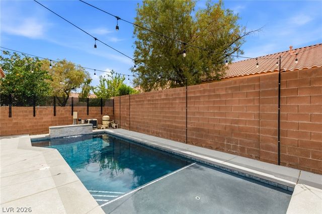 10615 Magazzini Court, Las Vegas, NV 89141
