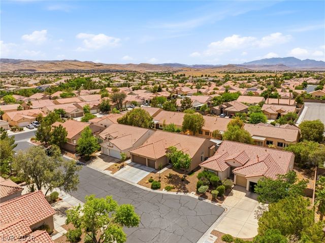 10615 Magazzini Court, Las Vegas, NV 89141