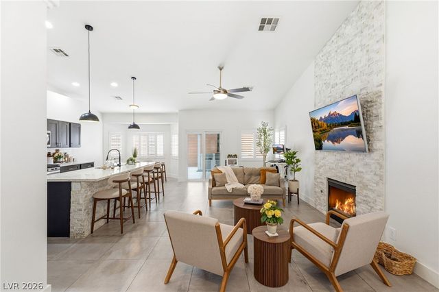 10615 Magazzini Court, Las Vegas, NV 89141