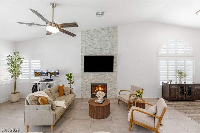 10615 Magazzini Court, Las Vegas, NV 89141