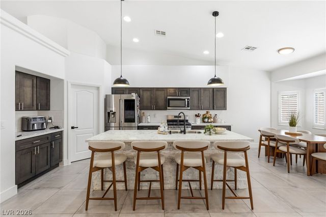 10615 Magazzini Court, Las Vegas, NV 89141