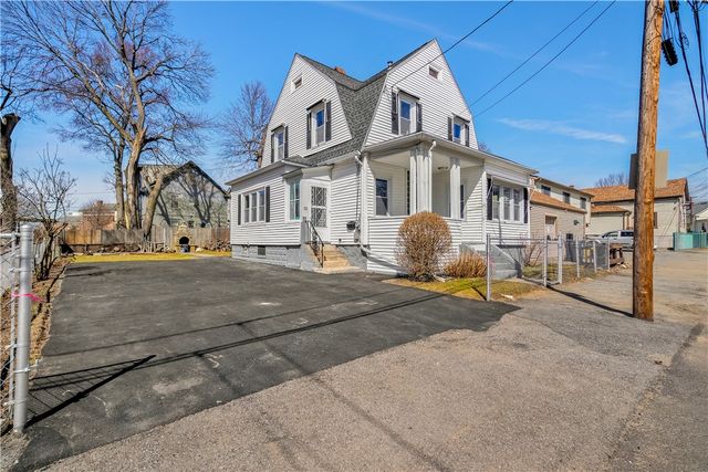 15 Redfern Street, North Providence, RI 02911