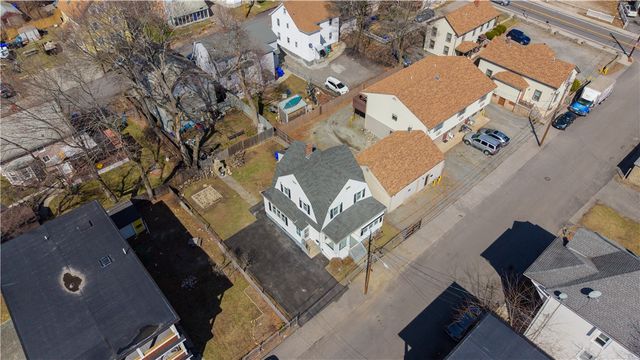 15 Redfern Street, North Providence, RI 02911