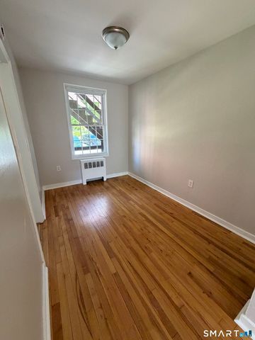 193 Virginia Avenue A, Bridgeport, CT 06610