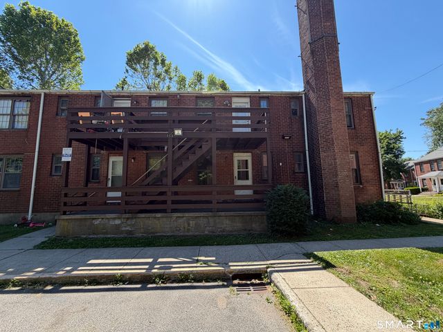 193 Virginia Avenue A, Bridgeport, CT 06610