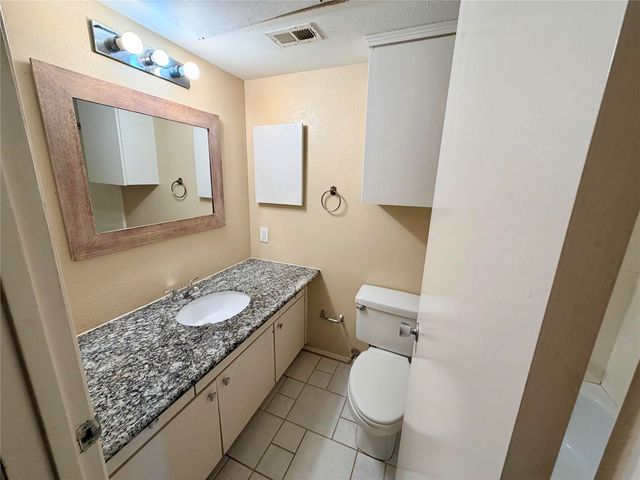 4933 Skillman Street 247, Dallas, TX 75206