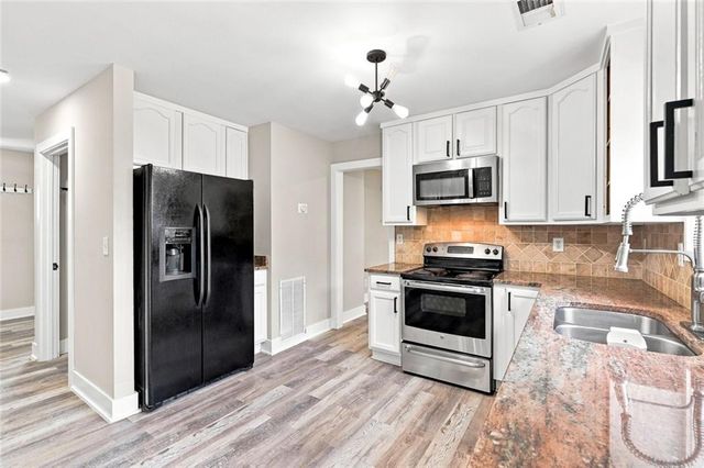1080 Big Haynes Drive, Grayson, GA 30017