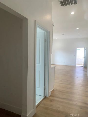 1330 W 10th Street 2, Santa Ana, CA 92703