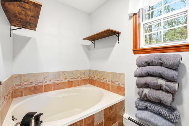 2 Our Way, Northwood, NH 03261