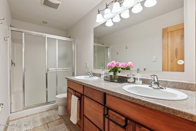 11074 W Riverview Dr, Post Falls, ID 83854