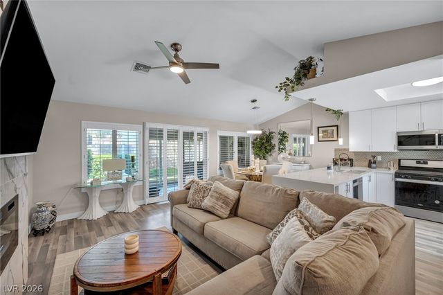 8912 Evening Star Drive, Las Vegas, NV 89134