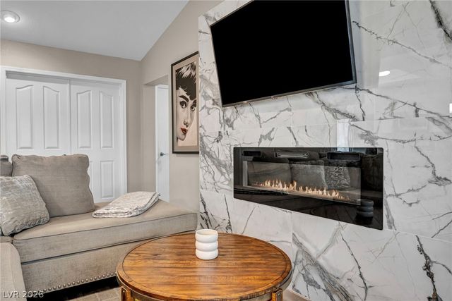 8912 Evening Star Drive, Las Vegas, NV 89134