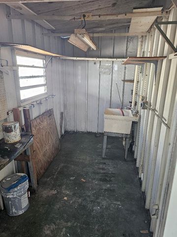 711 51ST AVENUE PLAZA W, Bradenton, FL 34207