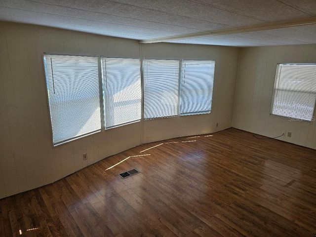 711 51ST AVENUE PLAZA W, Bradenton, FL 34207