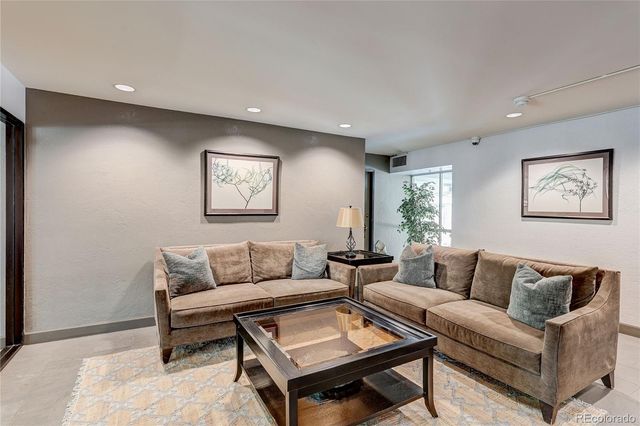 551 N Pearl Street 201, Denver, CO 80203