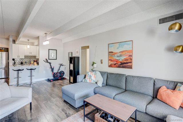 551 N Pearl Street 201, Denver, CO 80203