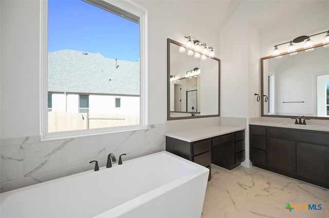 121 Cherokee Sedge Path, San Marcos, TX 78666