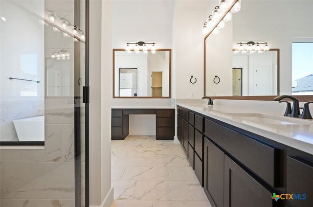 121 Cherokee Sedge Path, San Marcos, TX 78666