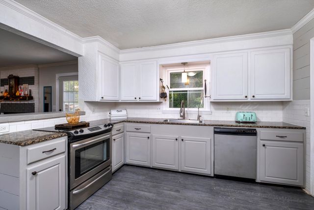 618 Periwinkle Court, Sumter, SC 29150