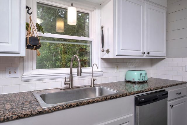 618 Periwinkle Court, Sumter, SC 29150