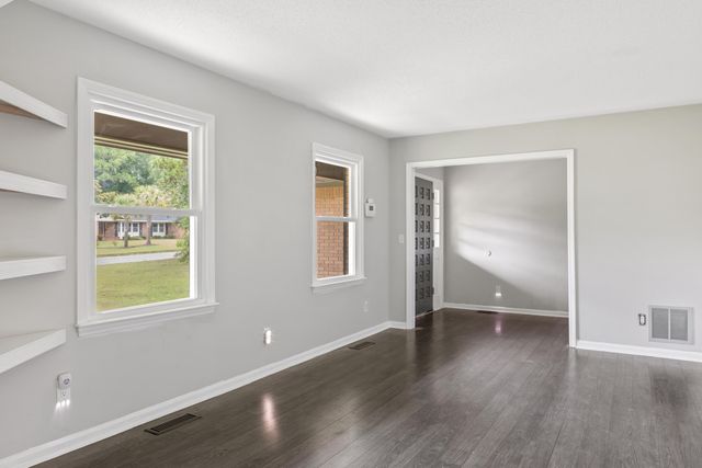 618 Periwinkle Court, Sumter, SC 29150