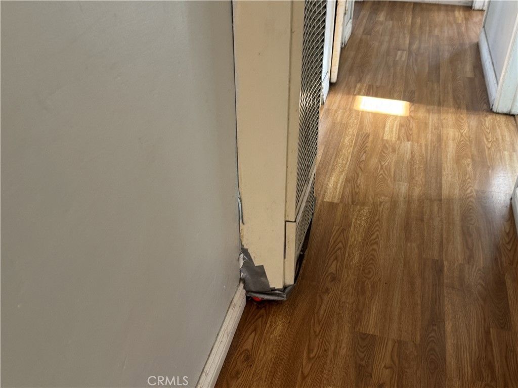 Image 10 of property listing at 1326 W 223rd Street, Los Angeles, CA 90501