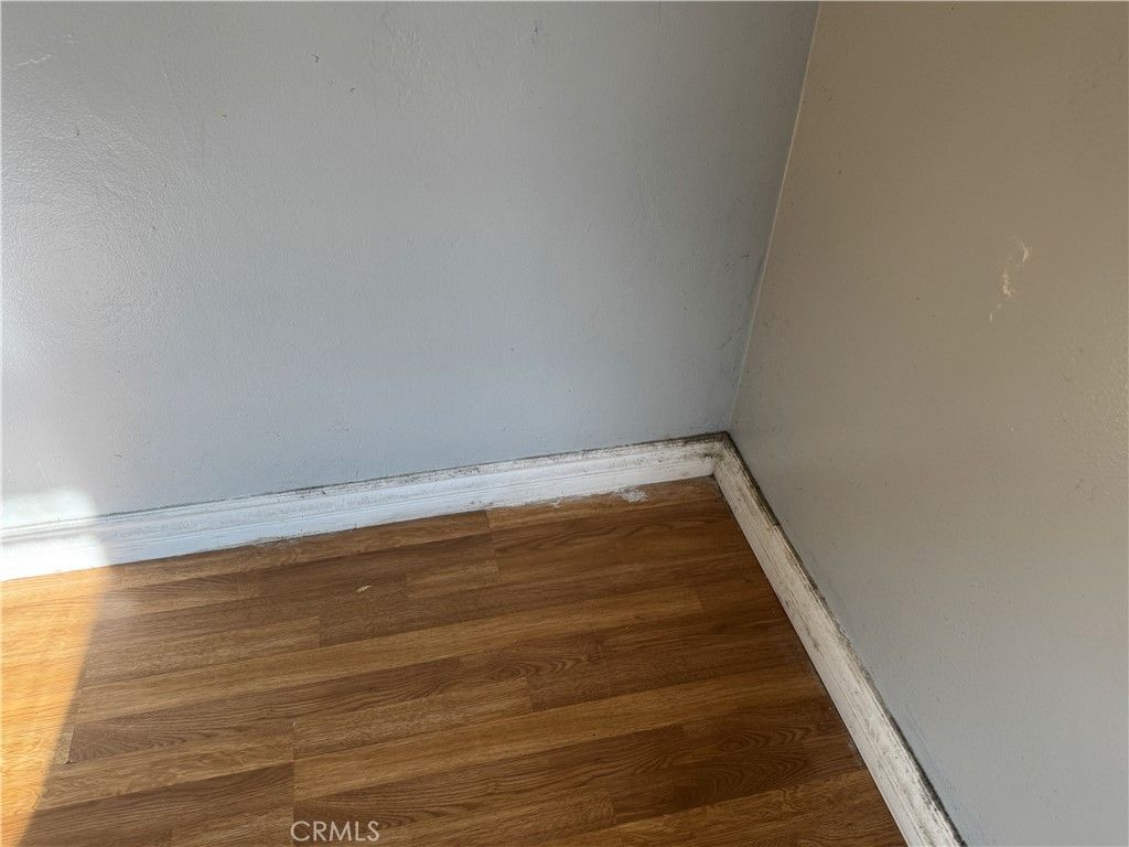 Image 17 of property listing at 1326 W 223rd Street, Los Angeles, CA 90501