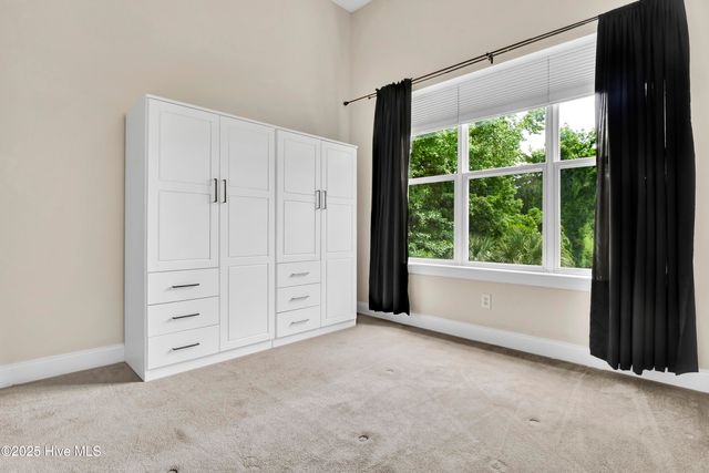 2906 Market Street 301, Wilmington, NC 28403