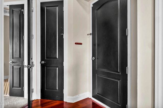 2906 Market Street 301, Wilmington, NC 28403