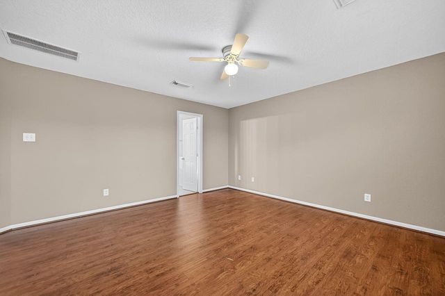 2338 Summit Meadow Drive, Houston, TX 77489