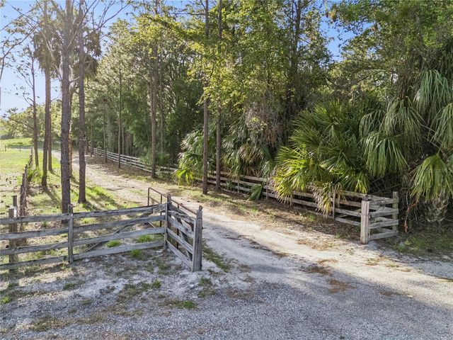 110 WILD HORSE RUN, Deltona, FL 32738