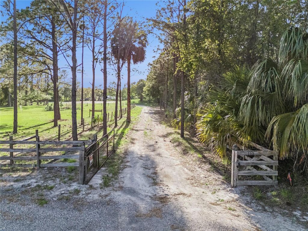 110 WILD HORSE RUN, Deltona, FL 32738