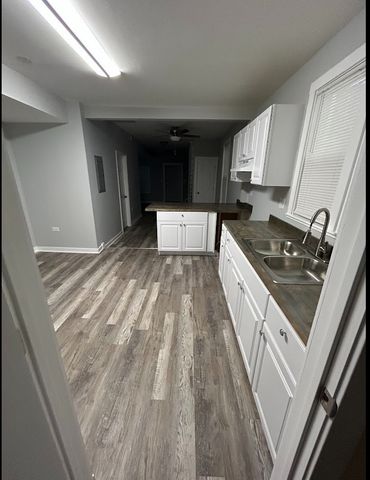 4936 W Harrison Street, Chicago, IL 60644