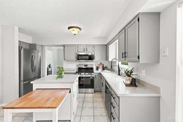 8297 Polo Trail Place, West Chester, OH 45069