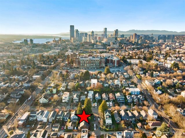 2011 E James Street, Seattle, WA 98122