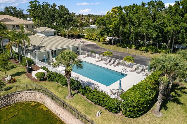 600 GARDENS EDGE DRIVE 613, Venice, FL 34285